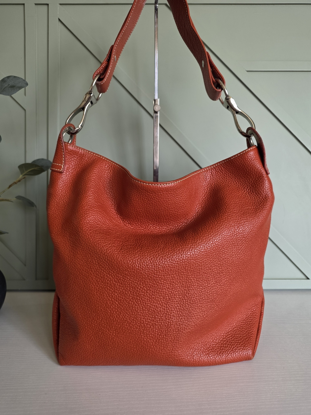 Vera Pelle Pebbled Leather Shoulder Hobo in Burnt Orange
